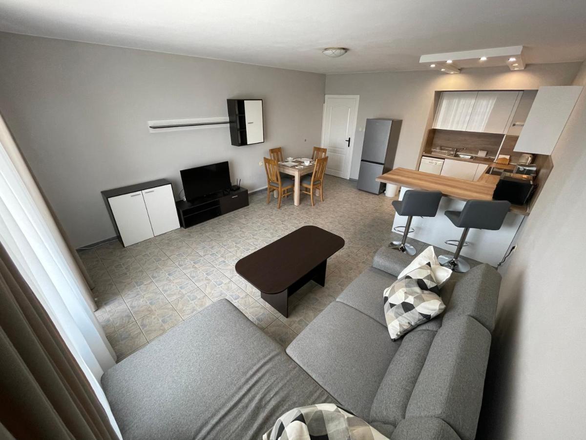 Varna City By Rv Apartments Esterno foto